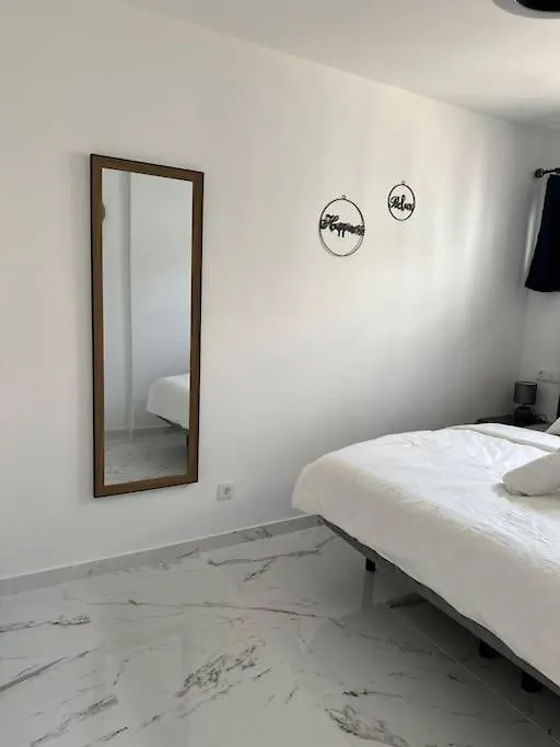 Apartment Natalia أذيخي