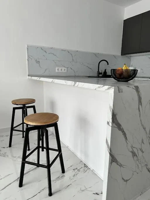 Apartment Natalia أذيخي 0*,
