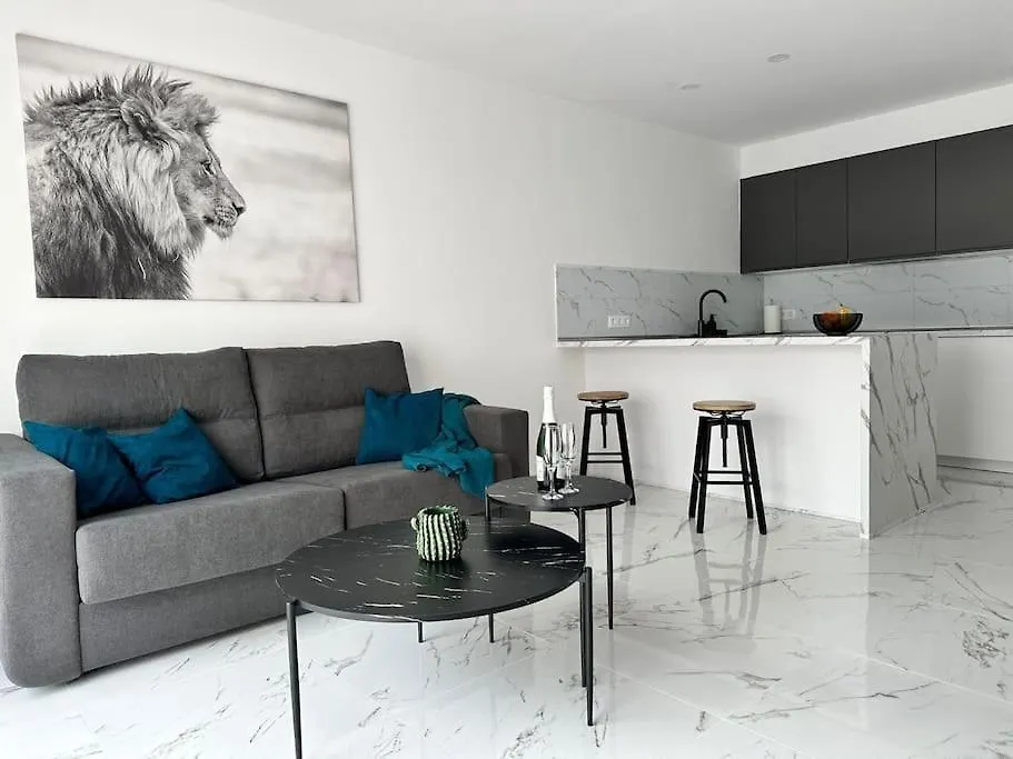 Apartment Natalia أذيخي